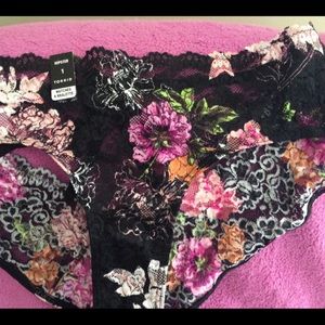 Torrid Black/floral Hipster panty